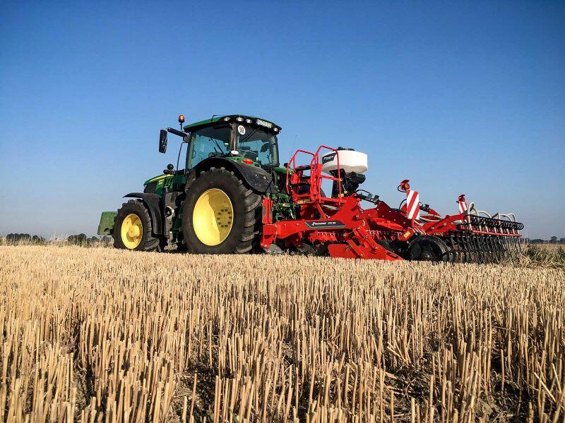 Kverneland-DTX300-a-drill-001-jpg-g6voj5ypap (1)